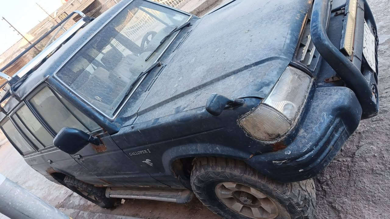 سياره للبيع باجيرو فقط قبق ولفات ***********
