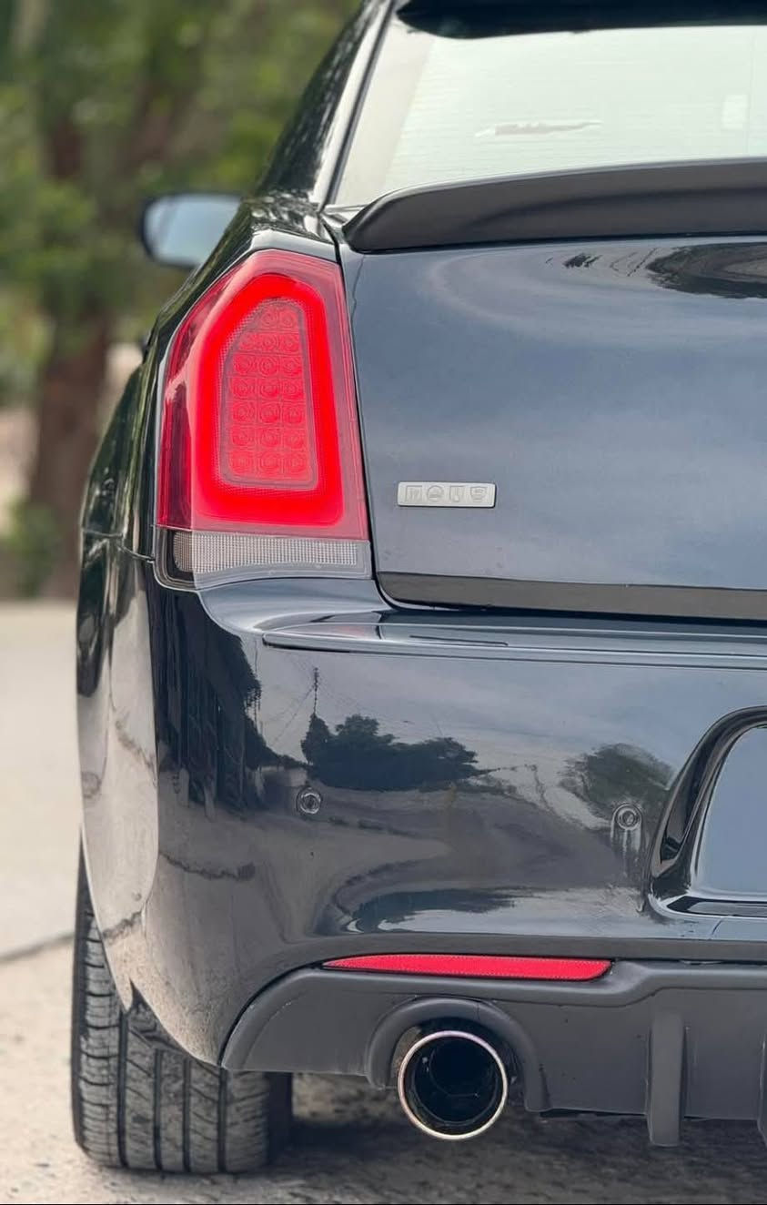 للبيع فقط . ❤️
كرايسلر 300c
ماشية 225 الف حقيقي
موديل 2013 داخل سود
گير محرك كفالة من فتح
رقم بغداد دولي بسمنا سنوية هزة جديد
شرط تحويل  ثاني يوم بسمك  
تخم تاير جديدويالة اصلي
بنورامة كشن خزن ميموري كشن تبريد تتفية
استيرن تتفية + كهربايي بردة خلفي كشن خلف هيتر
سستم سماعة الباين بصمة تشغيل شاشة جبير تحكمات
سيارة بل واقع احلا من صور 
سيارة  كفالة عامة من صبغ فقط تبديل بنيد
مكان سيارة بصره
سعر 180 ورقة .
وكلشي موجود بسوك . 
***********📞
