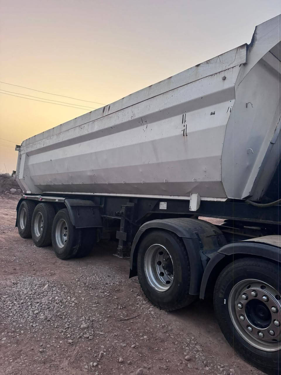 للبيع سكانيه ٢٠٠٣ مربوطه فلات ٣دنكير تك تاير اوربيه عربانه موجوده سنويه لل٣١ ابيع راس والفلات تريد راس وبدي تريد كامل السعر اتصل *********** واتساب موجود
