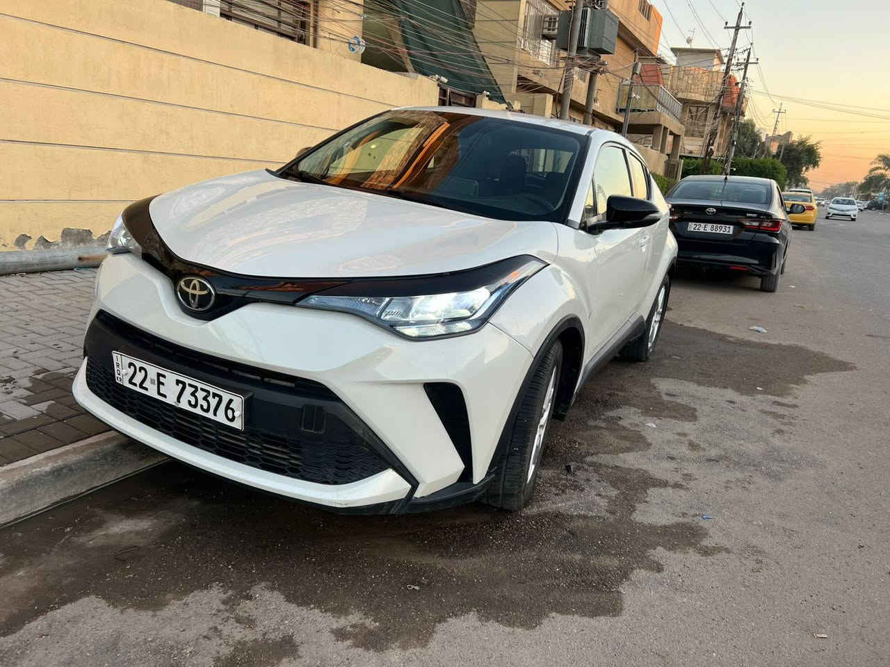 تويوتا CHR
موديل 2020
 ماشية 32 كم حقيقي وارد امريكي
محرك 2000 دوش المرغوب
تحكمات ستيرن
ثلاث انظمة قيادة
هاند بريك دكمة
مانع تصادم 
سيارة نظيفة متحتاج تصرف دينار عليها
 تخم تاير جديد 
باتري جديد 
صدر جديد
تدفئة تبريد ممتاز
رقم اربيل هزة جديدة
تريد وكالة تريد تحويل
السعر  جوة السوك 138 ورقة 
مكاني بغداد الدورة 
واتساب ***********
