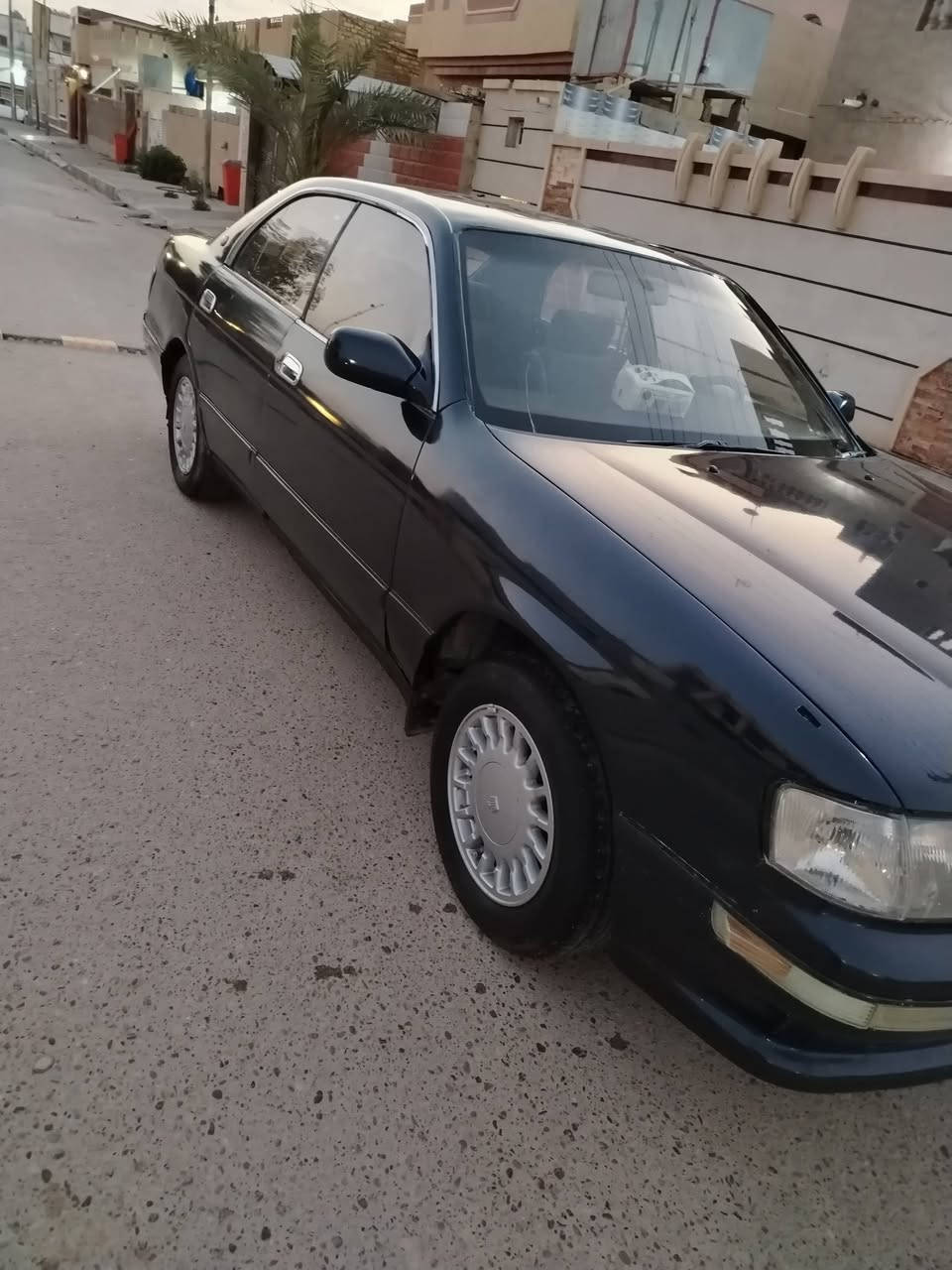 سلام عليكم عندي بطه موديل93 منفصل محرك كير مكفولات صدر مكفول كهربائيات شغاله مصبوغه احزام بدون ضربه للجماليه السعر 55 وبيها مجال  للتواصل على هاذا الرقم ***********
