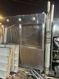 اغراض مطعم • شواية كباب • مغسلة ٣ احواض