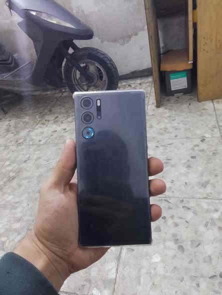 للبيع ريد ماجيك 9 كامل ملحقاته السعر700 قفل البكان بغداد مدينه الصدر الاوفلي  رقم الهاتف*********** نظافه 100%
