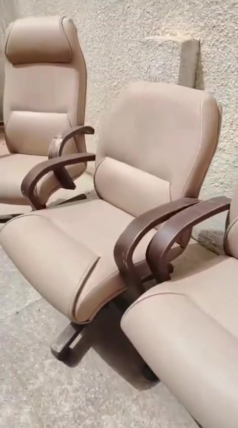 سلام عليكم كراسي مكتبيه عدد 5 نظيفاات عنوان كربلاء


**إذا كنت صاحب هذا الإعلان وتريد حذفه لأي سبب، رجاءا أرسل رسالة إلى الدعم الفني**