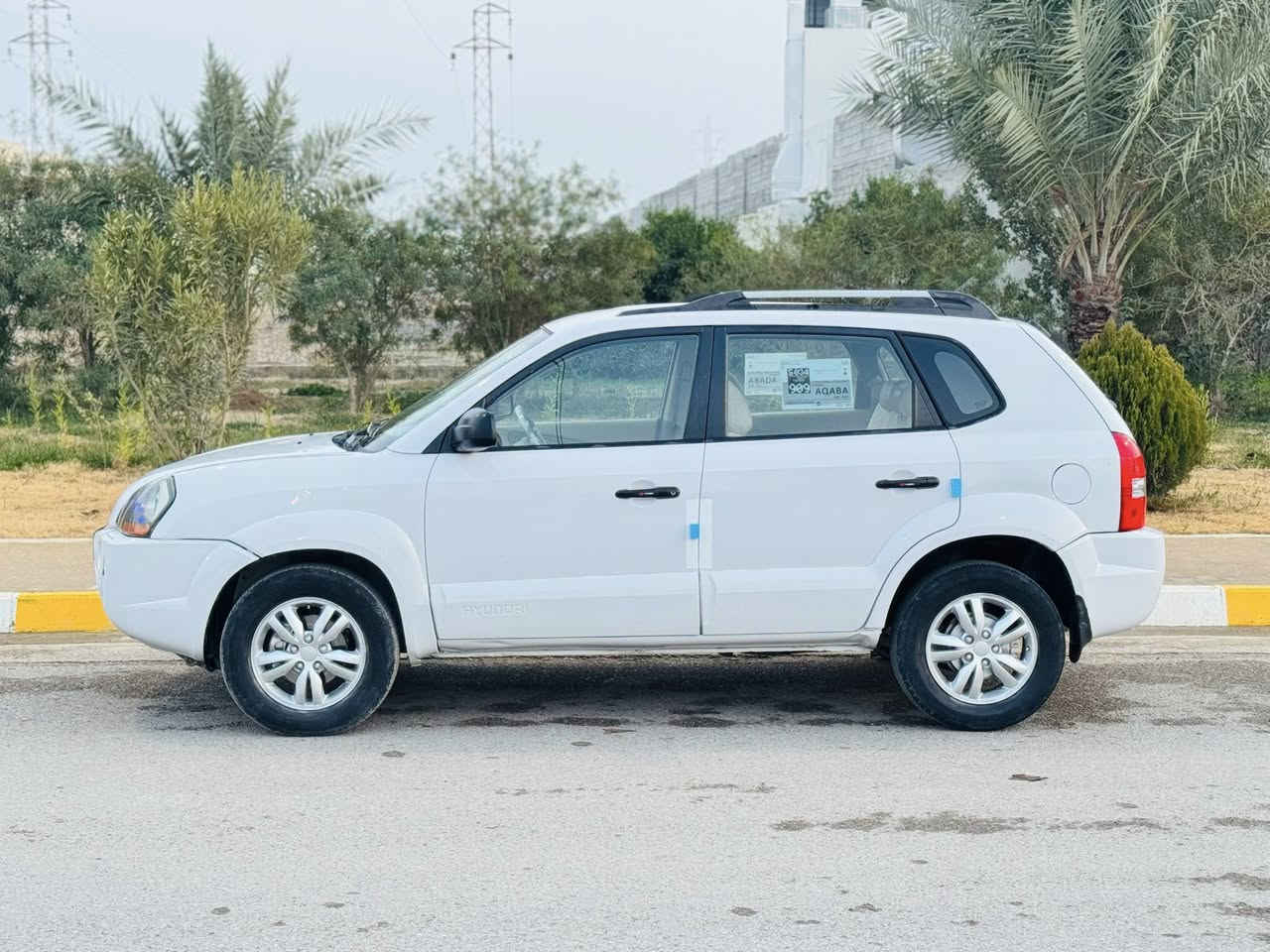 السلام عليكم...
للبيع...نقد فقط  اعتذر عن الاقساط
بسعر 109$وبيه مجال بسيط
توكسان 2009خليجي ابيض ثلجي 
رقم أربيل دولي سنويه وهزه كلها جديده 
شرط التحويل والغرامات 

✳️محرك 2000/دوش شرط لاتبخير ولاتنقيص 
✳️كير اتوماتيك بدون اي عيب مال بيت"
تدفئة /تبريد/كهربائيات/صدر/تايرات/كلها مكفوله 

🚘سياره جاهزه شرط برغي ما ناقصها Ⓜ️

✅سياره بيها ربع جاملغ وربع البونيد وشبرين يم قبق البانزيل Ⓜ️
السعر 109$💸

تايرات 4️⃣ جديدة 🆕 
صدر امامي خلفي كلا جديد 🆕 
مكان السيارة صلاح الدين تكريت الديوم
رجاءً ما أقفل سعر بالتلفون تعال وتدلل 

للاستفسار***********
08719807351
