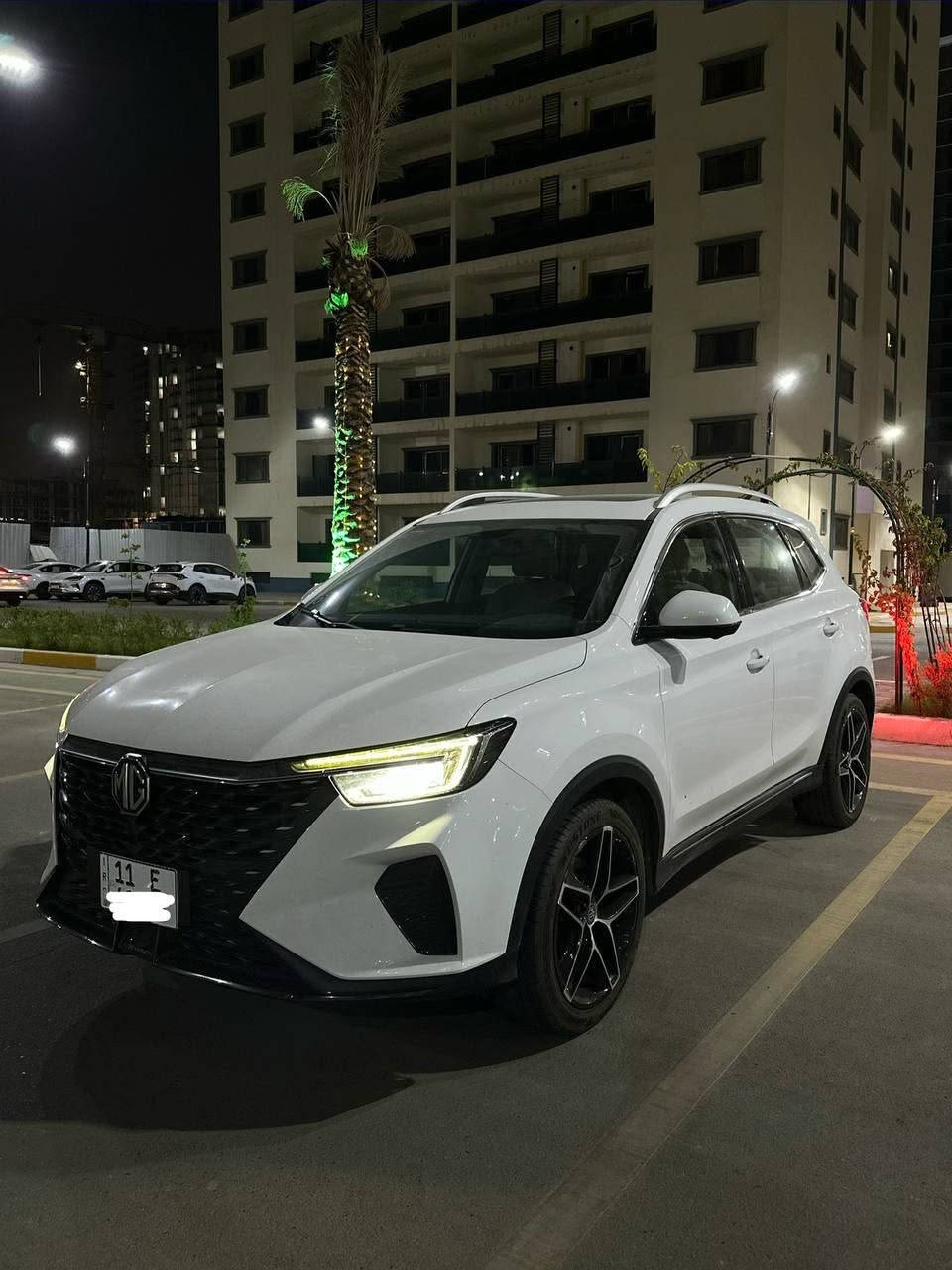 MG Rx5 2023 الشكل الجديد
استلام شركه داخل الضمان مده 6 سنوات او 200 الف 
السياره كفاله عامه بدون ولا شخط ولا بارد  
فوووول مواصفات 5 كامرات بانوراما كراسي جلد وكهرباء وجنطه كهرباء دشبول ديجتال بصمه 
ماشيه 46 الف تخم تاير جديد جميع سيرفز با شركه 
مكاني المنصور باسمي مباشر رقم بغداد 
(( سعر 138 ورقه بيع سريع لظروف  ))
***********
