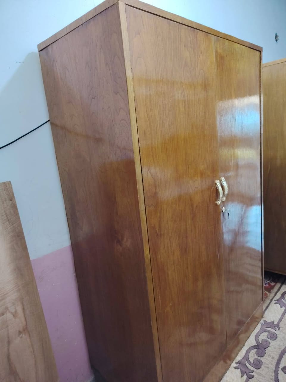 كناتير ابو البابين عدد 2 سعر الواحد 110 مكاني مسيب حي العسكري ***********
