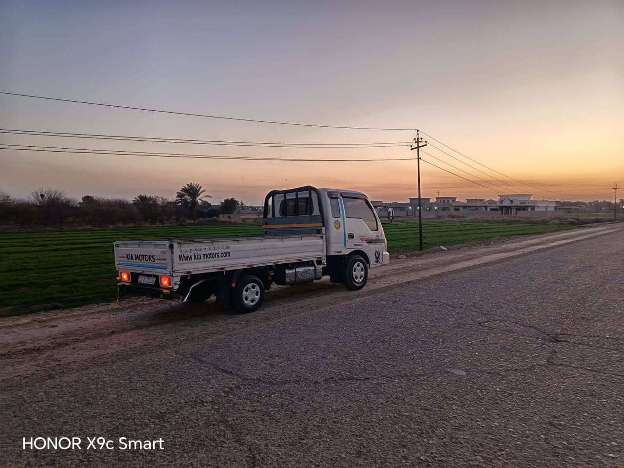 سلام عليكم لبيع كيه ام عيون  2001 رغم ديالى نكليزي سنويه ال30 تحويل مباشر مكينه كير شاصي مكفول رقم شاصي شعار كهربائيّات كلهة شغاله صدر جديد صبغ دوسات ول باب الخلفي  المكان دجيل غرب صيطرت شيخ براهيم لاتصال ***********
