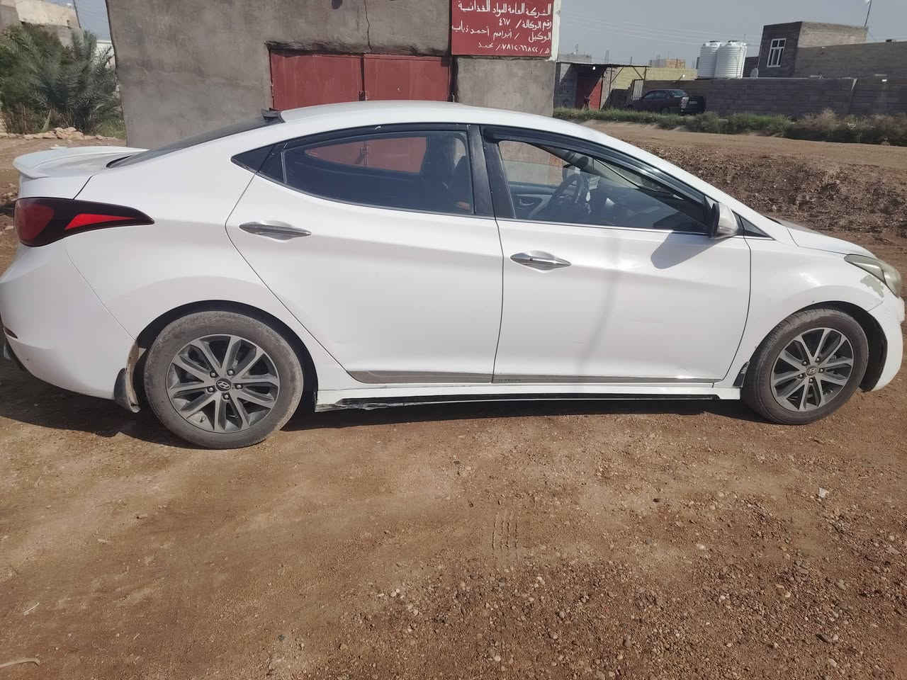 السلام عليكم اخون النترا للبيع موديل ١٤ سياره بيه جاملق بيه تكشير بصيط اليسر وبيه ملاحضات سياره بيع او مراوس ١٧ السعر ١٢٠ وبيه مجال الطيبين العنوان الجزيره البعساف قرب جامع المصطفى وقم *********** وتحياتي للجميع ادمن وافق
