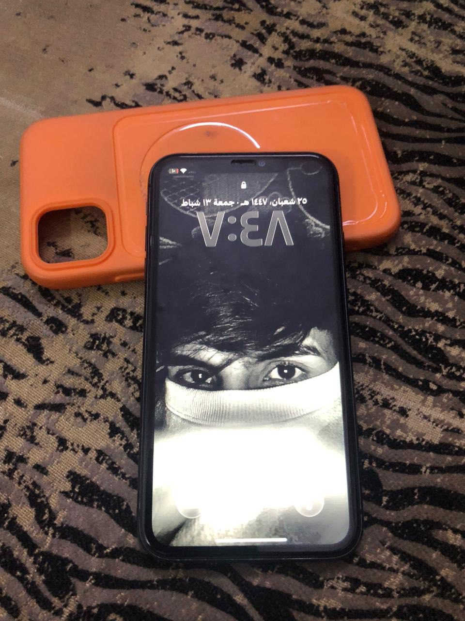 السلام عليكم ايفون 11 عادي ذاكره 128 للبيع مبدل بطاريه شاصي نضيف السعر 250 العنوان البصره المعقل رقمي للتواصل  واتساب فقط ***********
