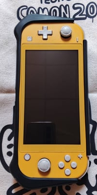 نينتندو سويتس لايت مهكر قطعة نظامين اونلاين و اوفلاين  مع ذاكرة 128 كي...