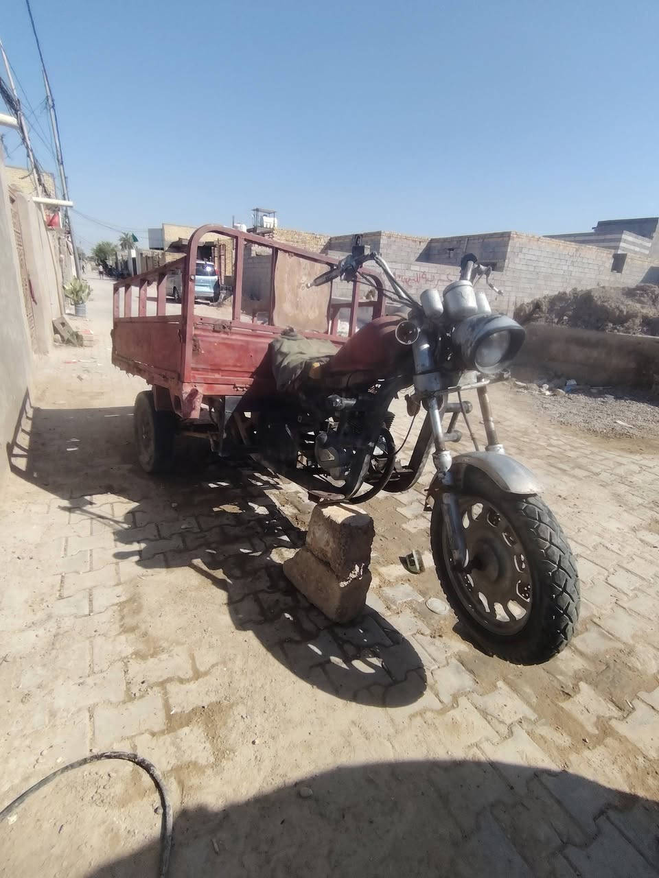 ستوته شغاله موديل 8 مكفوله شااصي ومكينه ررقم اسوود ب 550 وبيهاا مجال قليل ***********
