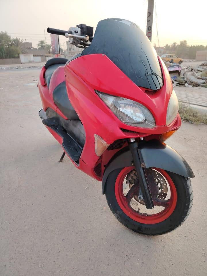 سلام عليكم للبيع 08 شغاله كلشي مابيها عايزه ترتيبات بسيطه مكاني ديوانيه چلبيه السعر ٣٠٠ قفل رقمي 
*********** بي واتساب
