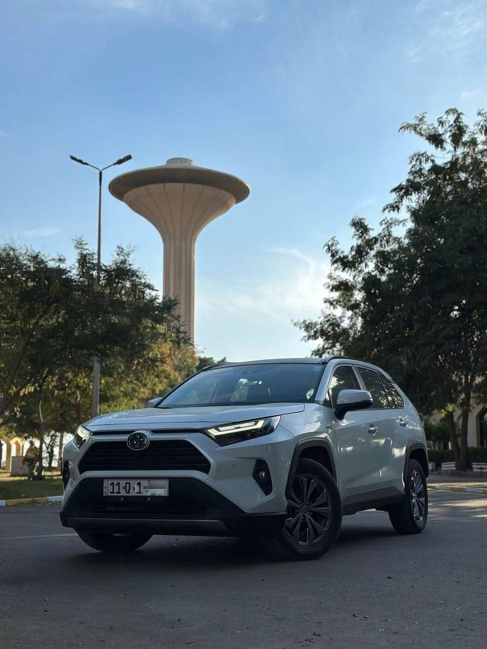 راف فور هايبرد
خليجي وارد صيني 
2024
2.5L
كاميرات محيطيه 360
تدفئة مقاعد
صندوك كهربائي
رادارات 
تحديد مسار
ماشيه 16 الف 
المقاعد جلد 
تبريد خلفي
كشاف ضباب و كشاف امامي
حساسات اماميه و خلفيه
بيها داش كام 
مقاعد كهربائيه مال سايق و الي بصفه
السيارة مكفولة كفالة عامة 
السعر 284$ مجال بسيط 
التواصل على الرقم حصرا ***********
