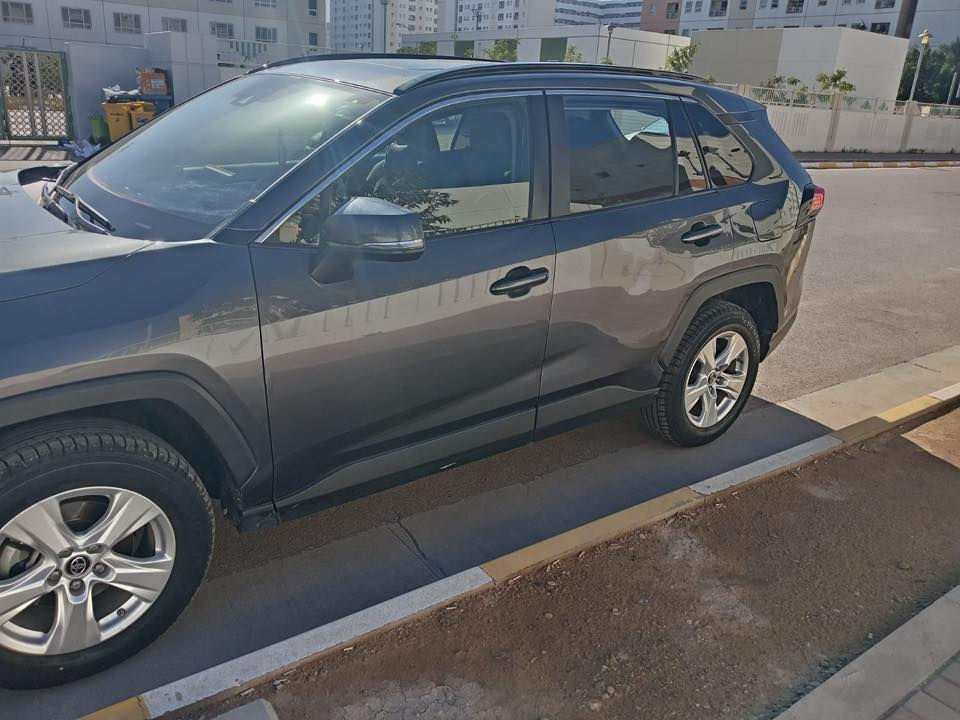 سيارة راف فور موديل 19 فئة XLE حادثه بابين ومنشور صورة الحادث رقم بغداد والسكن بغداد فول مواصفات ما عده صندوق وكشن مو كهرباء السعر 195 او مرواس بسيارة هايبرد لاستفسار واتساب ***********
