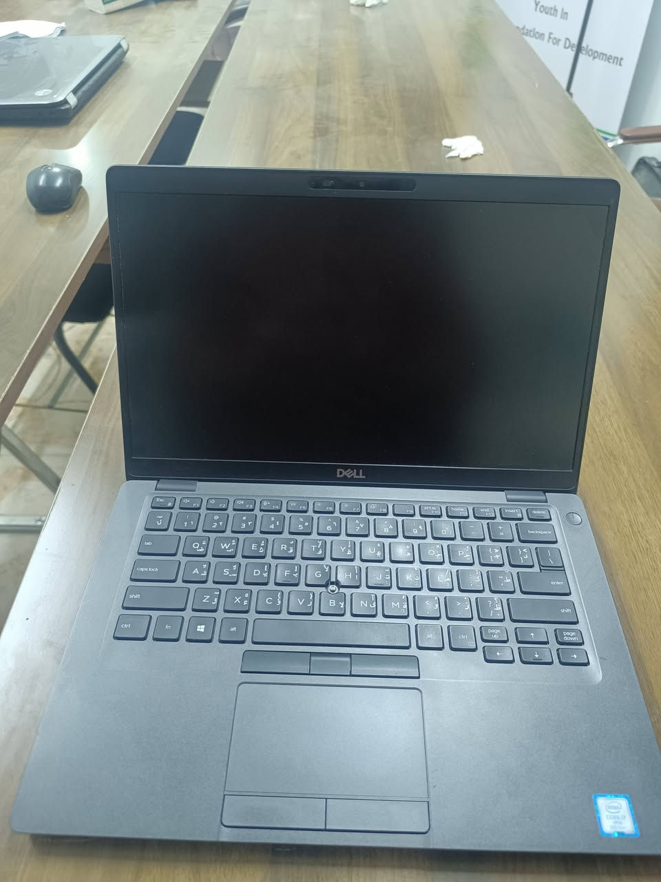 🔥 لابتوب Dell Latitude 5400 للبيع 🔥
✅ المعالج: Intel Core i7-8665U الجيل الثامن
✅ الرام: 16GB DDR4
✅ التخزين: 256GB SSD سريع
✅ نظام التشغيل: Windows 11 Pro
✅ كرت الشاشة: Intel HD Graphics مدمج
✅ الشاشة: 14 إنش FHD لمس (Touch Screen)

💻 جهاز عملي وسريع، مناسب للعمل، الدراسة، البرامج الهندسية، التصفح، والأعمال المكتبية.

📍 المكان:
البصرة - الزبير - حي الشهداء

💰 السعر:
325,000 دينار عراقي فقط

📞 للاستفسار والتواصل:
***********

الجهاز بحالة ممتازة وجاهز للاستخدام
