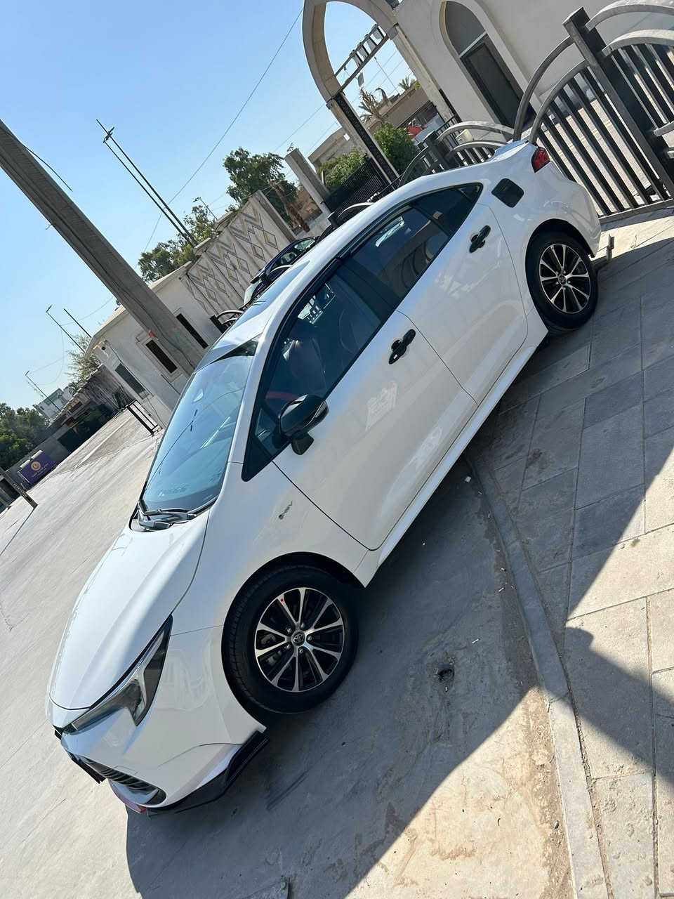 البيع كورله 2025 السعر 160 رقمي التواصل ***********
