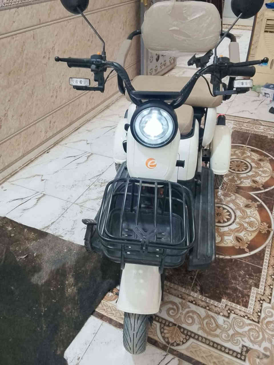 اللهم صل على محمد وال محمد 
السلام عليكم دراجه تخبل جديده وبيه مجال قليل العنوان ناصريه الفداء راسلني واتساب ***********
