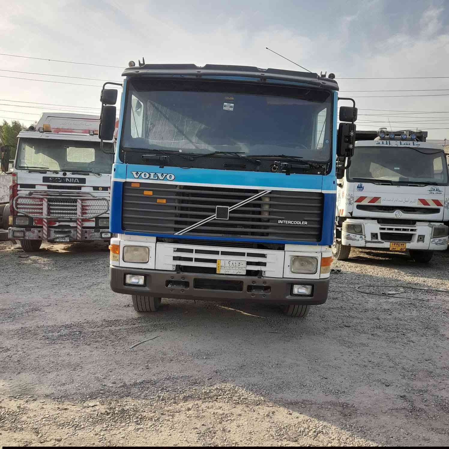 فالفو للبيع اف 16موديل 91 مكينة  وكير خير من الله تخم تاير مربوطه فلات رقم ديالى العنوان بغداد حرف النداف ***********
