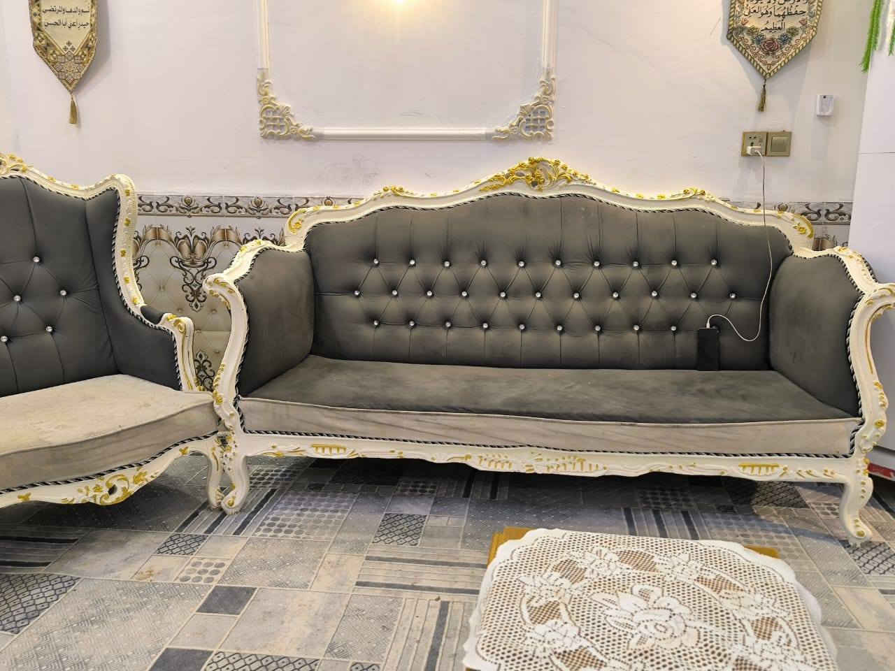 غراض كله جدد استخدام قليل كلمن سعره +***********
