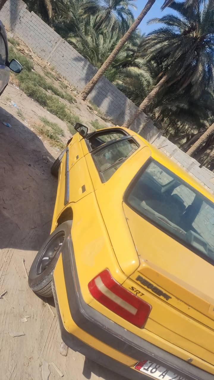 السلام عليكم
للبيع بيجو 405

موديل 12

رقم بابل انكليزي 

مصفره هيئه وغرامات 

السعر 20

مكان السياره كربلاء 

للاتصال 

***********

مكلف بلنشر
