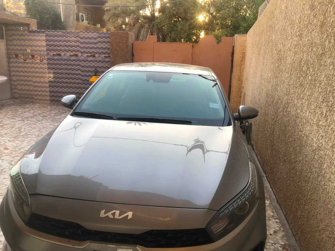 كيه فورتي موديل 2024سعرها 165بيه مجال حادثه  شويه جاملغ بنيد كلش بسيط بدون ضبغ و تبديل عنوان بغداد رقمي ***********
