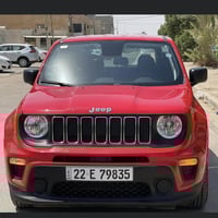 جيب رينيجيد 2020 مكفوله وحادثها خفيف مثل ما موضح وراجع عالبارد  ماشيه ...