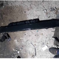 كيا كرنفال ٢٠٠٠ إلى ٢٠٠٥ براكيت دعاميه مع مخدات اسطدام مع فلينة دعاميه...