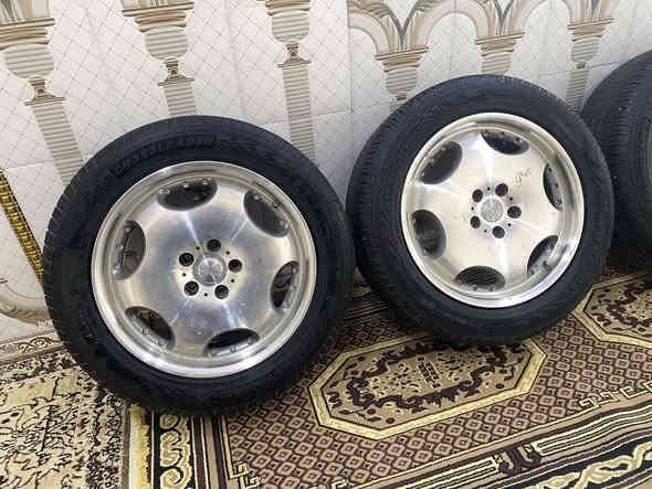 سلام عليكم للبيع او المراوس ويل كب أصلي ياباني مال حاويه جديد جداً حجم ١٨ تخم تاير جدد سعر ٣٠٠ الف وبي مجال مكاني كربلاء 
***********
***********
