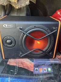 مضخم للبيع جديد السعر 50 وبي مجل 07724236365