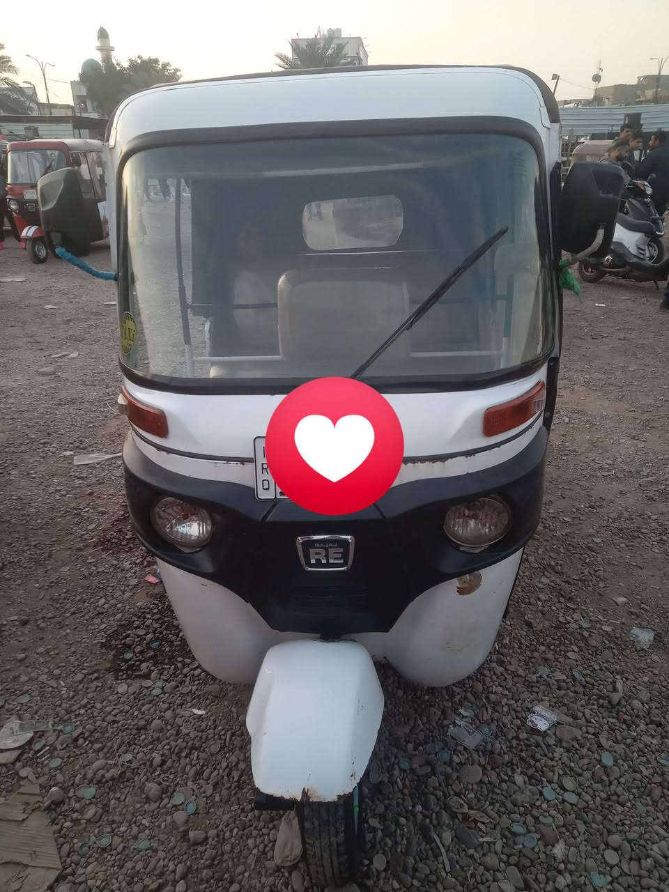 السلام عليكم
تكتك البيع مديل 2020 رقم وسنوية تحويل ثاني يوم تكتك خير من الله السعر 6و600وبيهة مجال الطيبين الاستفسار ***********  مكان بغداد شعلة
