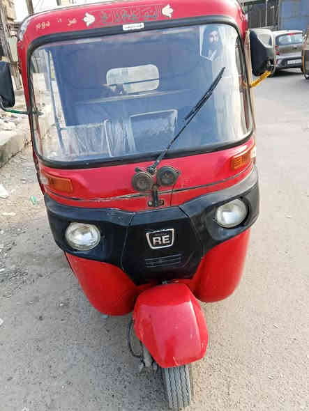 سلام عليكم تكتك لل بيع 2018 تكتك مو لي وهاذه رقم صاحبهه *********** مكان بغداد كماليه
