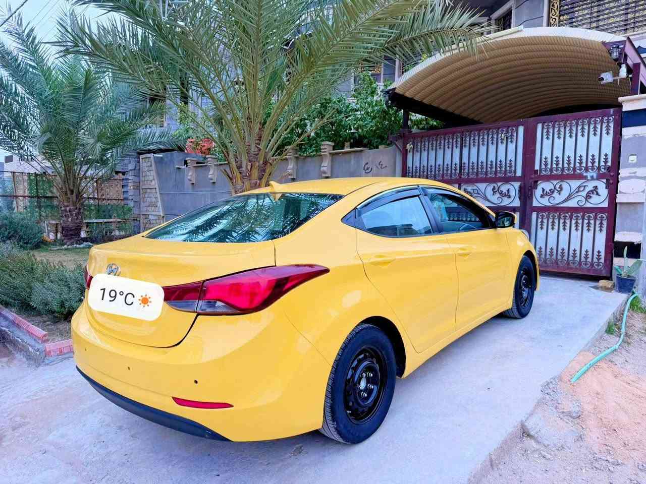 السلام عليكم
النترا للبيع 2016 وارد امريكي
حادث السابق قطعتين جنطه او جاملغ يسرى
حاليا حادث بل عراق جاملغ او بنيد 
العنوان بغداد المحموديه 
السعر 110 بي مجال قليل 
التفاصيل عله هاذه الرقم
***********
