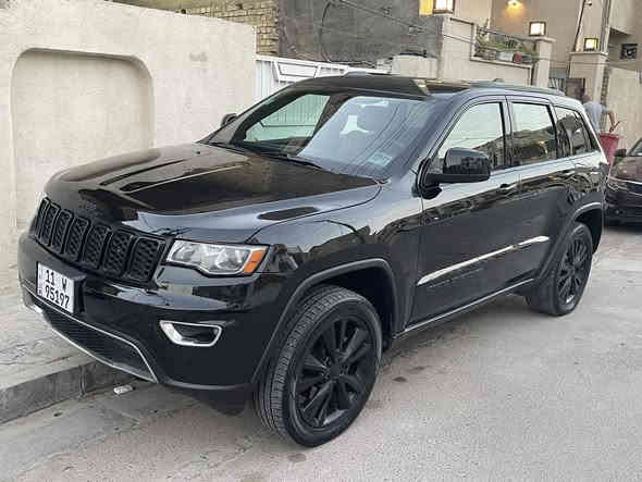 السلام عليكم
للبيع او مراوس حسب القناعه 
جيب شيروكي 2019 بلاك توب 
بيها صبغ جاملغ وبنيد فقط بدون دواخل الباقي مكفول
سياره جديده وجاهزه من كلشي 
محرك 3600 6 سلندر
رقم بغداد باسمي تحويل مباشر 
السعر 228 وبيها مجال 
للاتصال ***********
مكانها بغداد حي الجهاد حي الحسين
