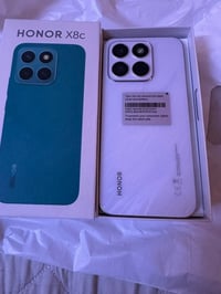 هونر X8c ذاكره 256 عشوائيه 8 مستخدم شهرين نظيف جدا فقط كارتونه وياه  ـ...