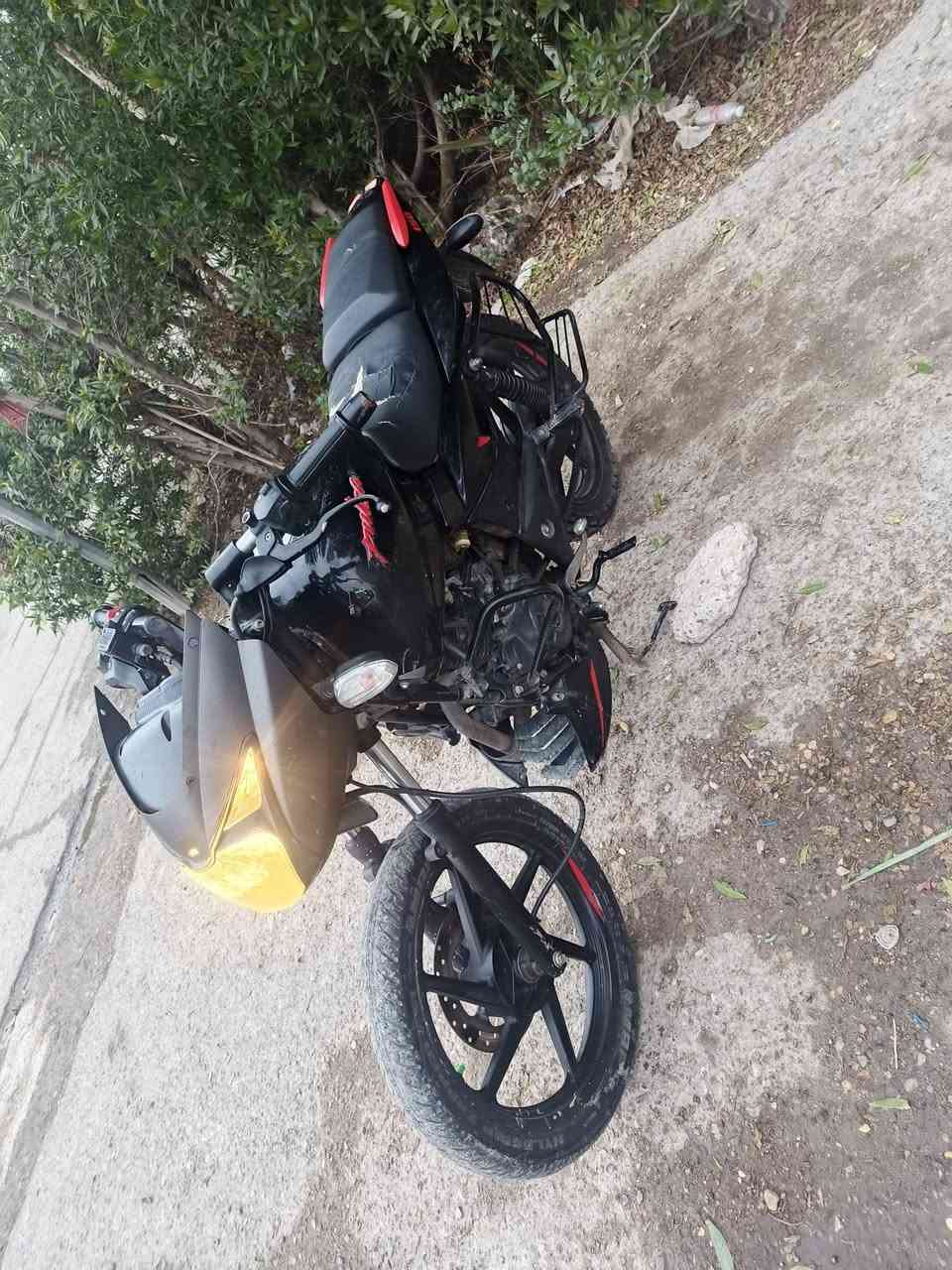 بــسـم الله الــرحمـن الــرحيـم
بــولســر باجاج NS150 موديل 21 !

دراجه مكينه وكير وكلجات وكلشي بيها مكفول !!

دراجه كفاله عامه تاخذ تراي لكربلاء شلعه ومعدل فول لا تنقيص ولا تبخير ولا نضوح مكينه ناعمه مينسمع صوتها !

اوراق ضايعه اتكفلك سرقه وعشاير دراجه بيدي مو مال شارع !!

نقوصات كلش خفيفه ستاند جانبي وجاملغ امامي ودواسه يسره وهايهيه !

بيع او مراوس بوكسر او دايوان شي نظيف !!

مطلوب بيها 850 الف وبيها مجال حك الجيه تعال وتدلل

العنوان : بغداد/السيديه || الرقم : ***********
