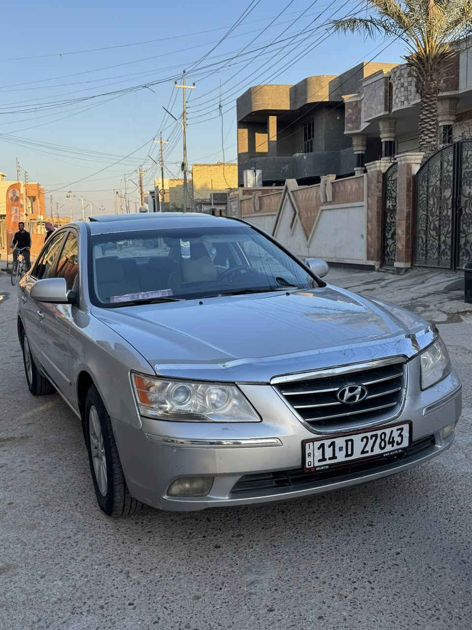 سوناتا ٢٠٠٩ 
وارد امريكي 
فول مواصفات للاخير 
رقم بغداد دولي باسمي 
فتحه 
كشن كهربائي
شاشه كبيره 
كامره دواره
تحكم ستيرن جهتين 
محرك كير كفاله 
حداديه جديده 
باتري جديد
تخم تاير 
الضرر صبغ قطعتين بدون دواخل 
السياره جديده كلش 
السونار مرفق مع الصور 
السعر 130 وبيها مجال بسيط
***********
