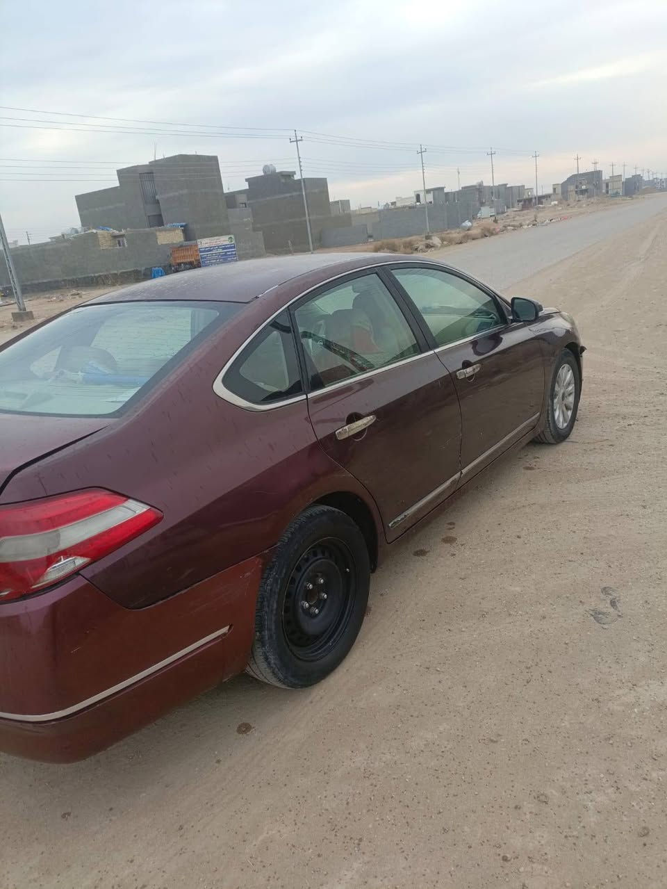 للبيع موديل 2011 السياره ترايك وين متريد خيرمن الله بيه شويه ملاحضات بسيطه والباقي تجي ادكلب وليك خير وتدلل معروضه 75وبيه مجال قليل مكان السياره ااانبار ***********
