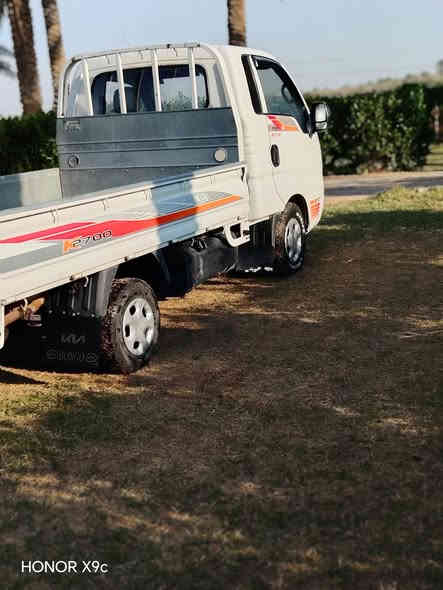 السلام عليكم.. 
كيا حمل موديل 2012 رقم بغداد الأنگليزي هزه جديده تحويل مباشر 
مابيها اي نقص 
السعر 95$ وبيها مجال بصيط للشرااي 
مكاني بغداد _الطيفيه  
للأستفسار: 👇
***********
***********
