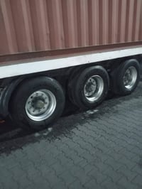 سكانيه لبيع موديل 2000 سياره جاهزه تخم تاير  عربانه بيبي ثلاجه ومطبخ و...