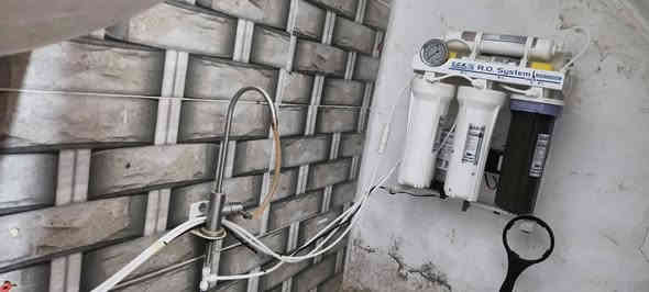 سلام عليكم فلتر ماء مستخدم شهر نضيف كلش ونوعيه راقيه واصلي الله شاهد عليه ماخذه 250 للبيع ب 100 وبي مجال 
‏‪***********‬‏ النجف
