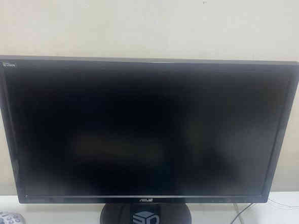 سلام عليكم بيسي للبيع مواصفاته ماذر بورد b450ds3hv2
معالج AMDRyzen5 5600 6core
رامات16gنوع t.force
 بور سبلاي 650w ماعرف نوعه 
كارت شاشه8g RTX4060GEFORCE  
مسلحه تخرين واحد تيره m2
+ويه شاشة ازواز 144هرتز 

سعر 900الف 
مكاني بغداد دوره ملاحظة معجون  جديد للمعالج
رقمي ***********
