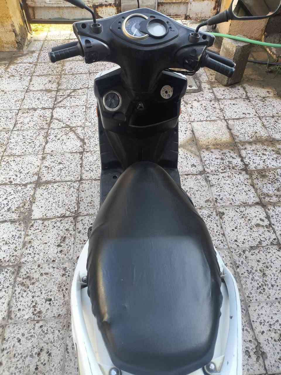 سلام عليكم
دراجه سكنس فحل للبيع رمبه كامله مكمله محرك خير من الله كهربائيات كامله شراي اتصل ع هذا رقم
***********
عنواني بعقوبه ديالى
