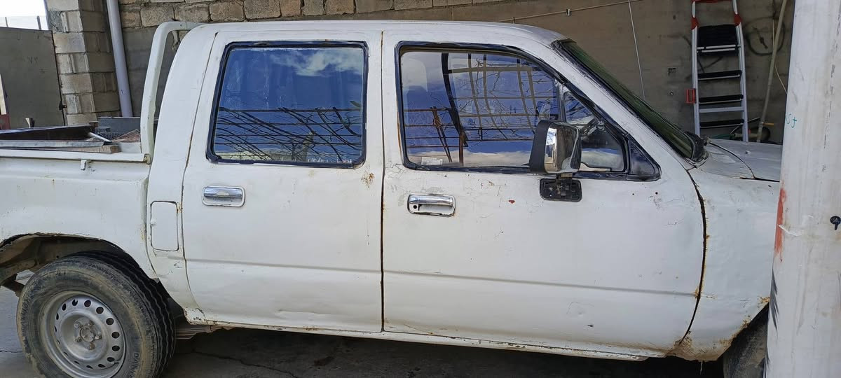 فرۆشتنی خێرا ..
تیۆتامۆدێل 1990   مەکینە گێڕ اکسل شانصی بێعەیب 6گێڕ نرخ.11
0750 145 01 64
0776 680 69 60 شمشمل, السليمانية
