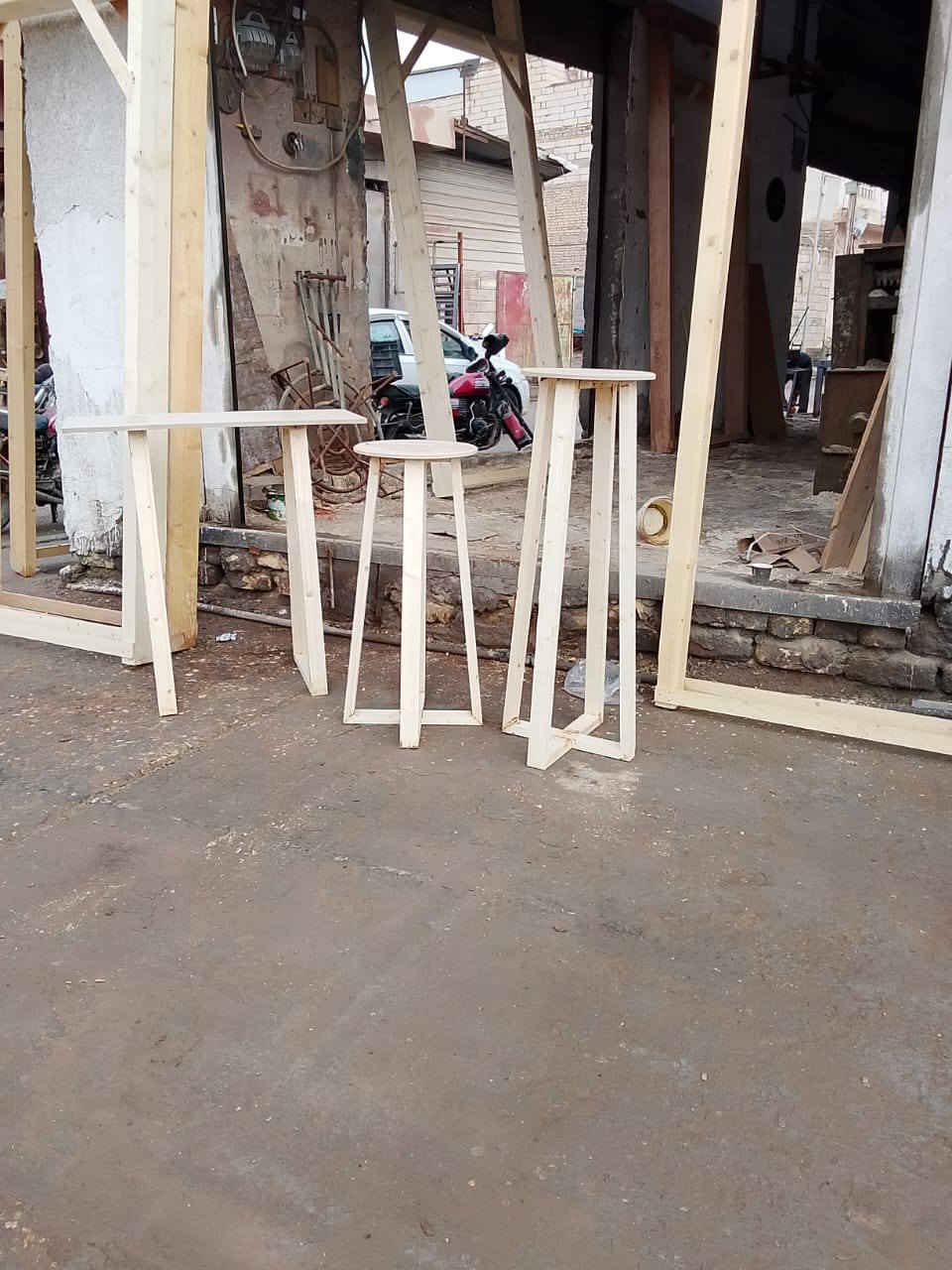 نجاره عراقيه  درجه اولى حسب الطلب وب اسعار رمزيه جدا للستفسار الاتصال ع الرقم. ***********  يوجد خدمه توصيل جميع مناطق الناصرية
