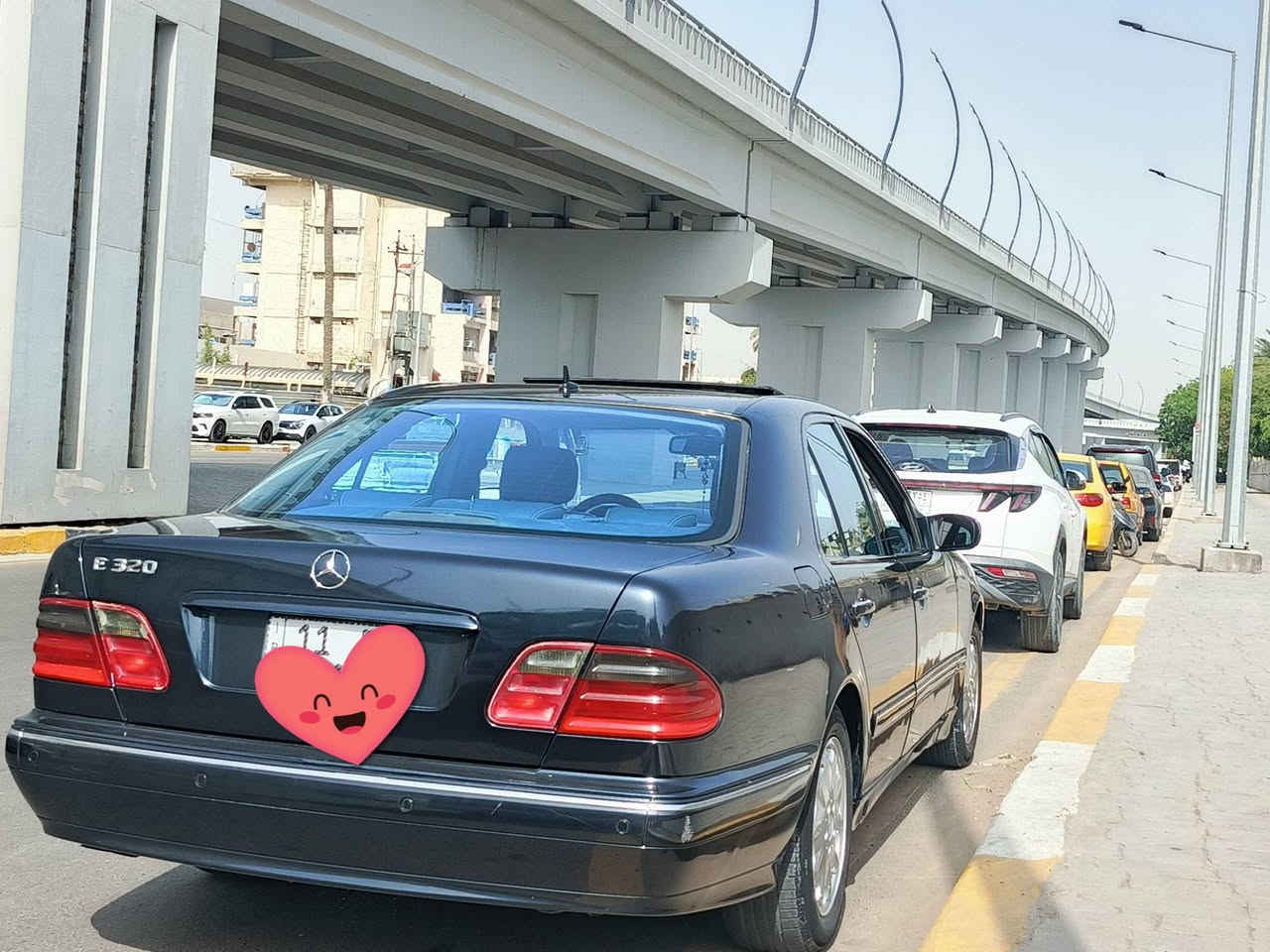 السلام عليكم ورحمه الله وبركاته 
للبيع او مراوس ب8 سلندر 
مارسيدس ام عيون E320موديل 2000 محرك V أفنگارد المرغوب رقم بغداد الدولي باسمي سيارة وارد الماني  مكفولة بيهة صبغ عام فقط 
تفاصيل سيارة 
1_ بصمة⁩
2_محرك  +كير  مكفولات ⁦⚔️⁩
3_تبريد قطعتين+❄️⁩
4_كروز سرعة🔒 
5_ داخل جلد اسود  ⚔️⁩
6_مراية داخلية+جانبية عاكسة ⁦🔍
7ــ تحكم مقاعد كهرباء 
9_انظمة قيادة  +سبورت + طبيعي 
10_انارة ترحيب💡 خارجية وداخلية ⁦⚔️⁩
11_شاشة اعطال
12-ستيرن كهرباء  
13_ويل بلادي
14_جام ازرق بلادي ⚔️⁩ 
15_صدر امامي +خلفي جديد 
16_فتحة سقف كهرباء 
17_لايت زنون  ناصي
18-تجاوي كهرباء

مكاني بغداد حي العدل


**إذا كنت صاحب هذا الإعلان وتريد حذفه لأي سبب، رجاءا أرسل رسالة إلى الدعم الفني**