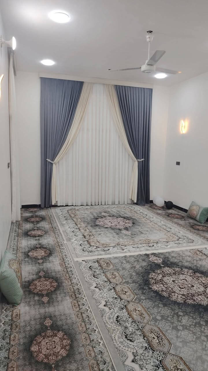 دار للبيع حديث الموقع  طابو زراعي ٢٥يتحول بسم المشتري ملحق حي النور ٢٠٠م طابق واحد بناء درجة اولى ***********
