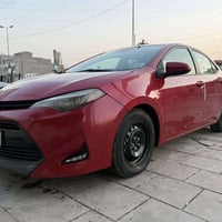 كورلا  LE _2018 سيارة جاهزة من كلشي وحلوة بأسمي  كير محرك ع وضع الشركة...