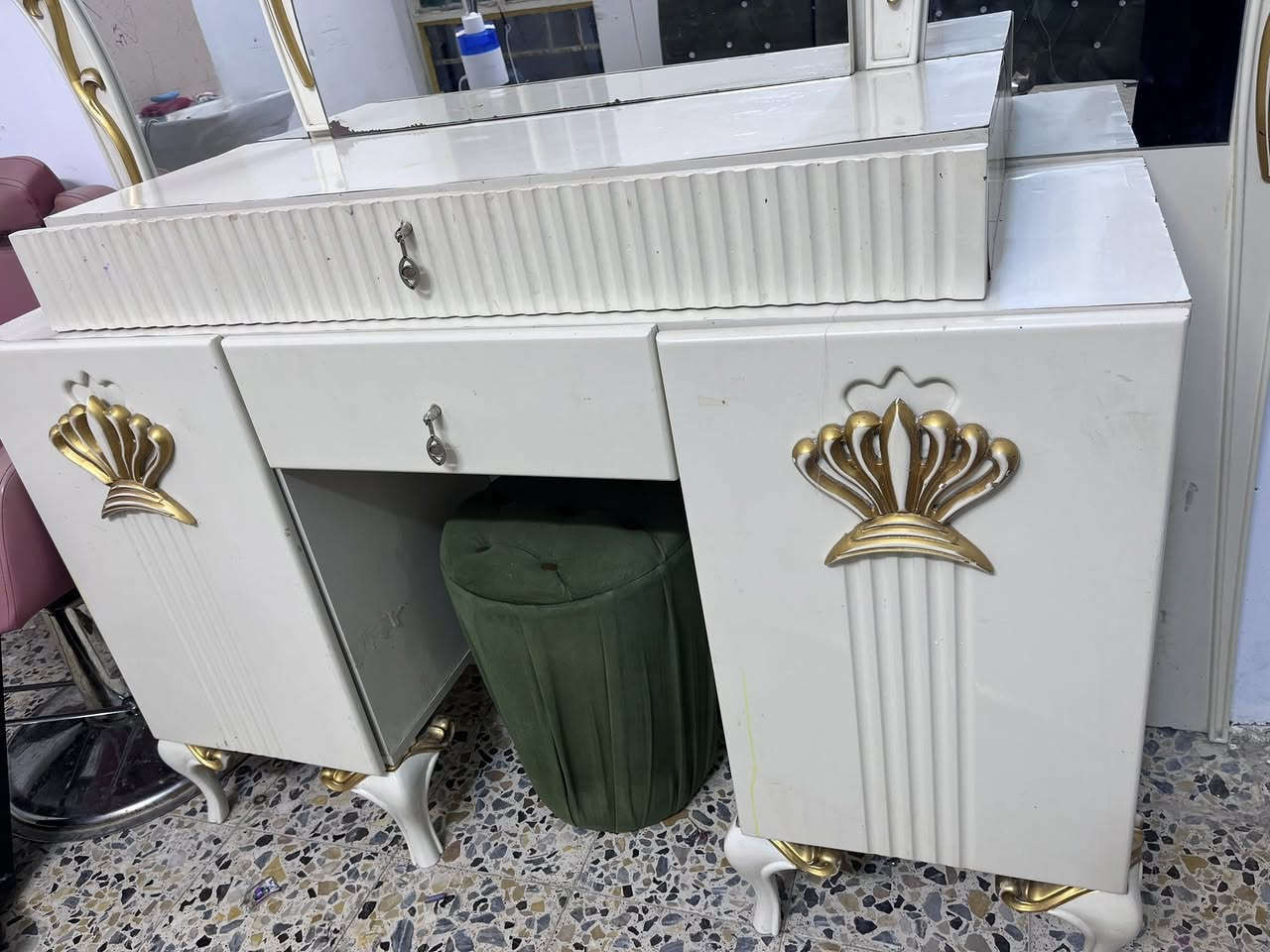 ميز تركي ضخم ب٦٠قفل
مابي اي ضرر


**إذا كنت صاحب هذا الإعلان وتريد حذفه لأي سبب، رجاءا أرسل رسالة إلى الدعم الفني**