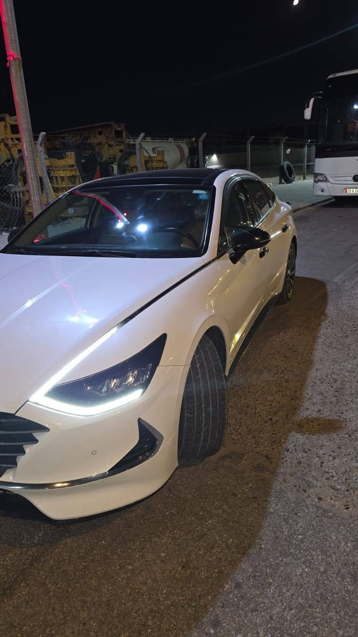 سوناتا 2023 خليجي للبيع او مراوس
فول مواصفات واحد على واحد 
مكفوله من الصبغ والتبديل والحادث وكلشي 
السياره جديده كلش ماناقصهه شي 
بيهه بارد بسيط جدا والباقي كفاله  
السعر ٢٢٥ او بيهه مجال 
رقم  صاحب السياره 
 ***********
.
